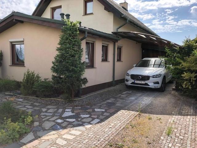Dom Caloroczny Sarbinowo Villa Exterior foto